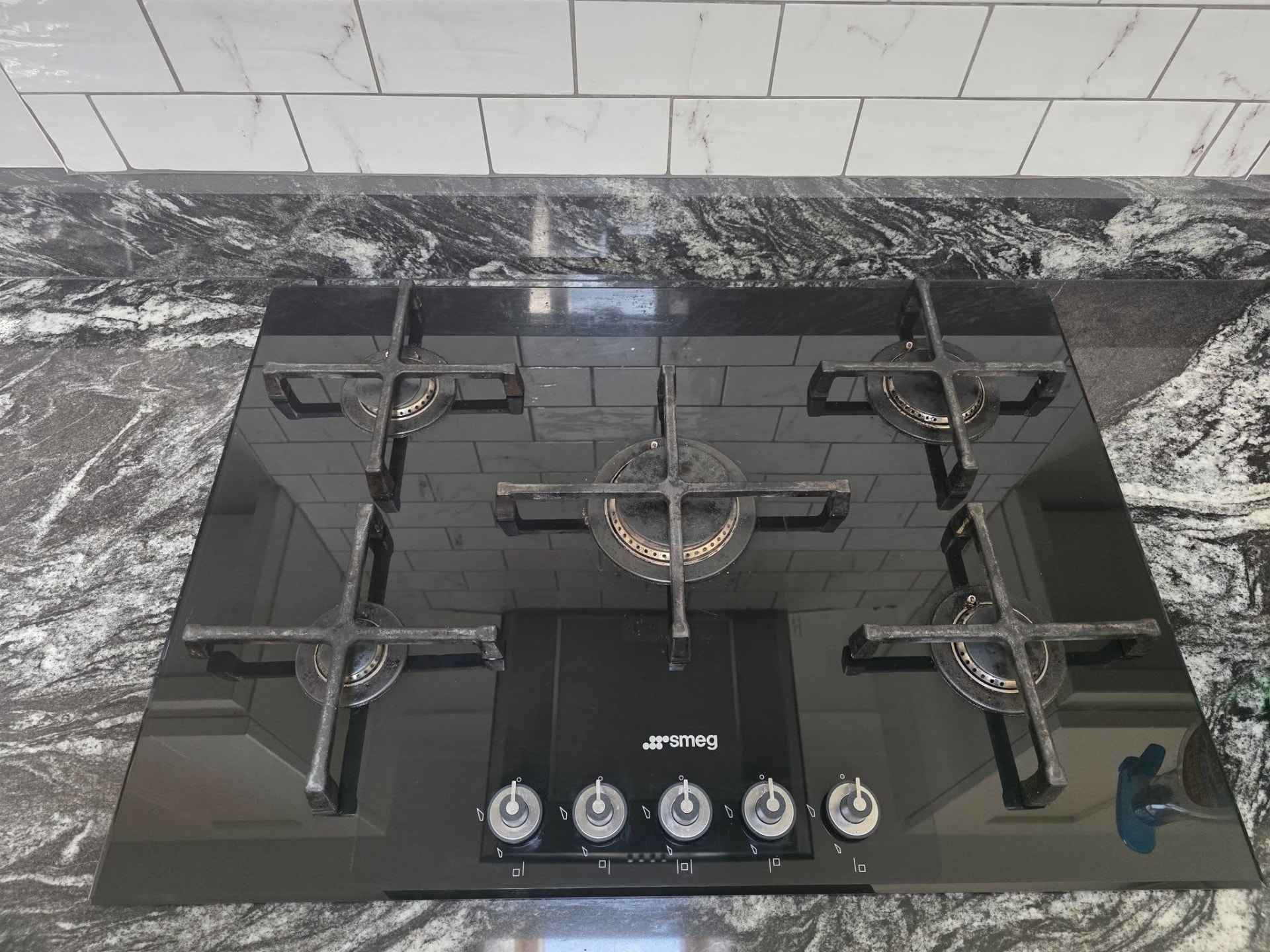 Smeg gas hob cleaned to a streak-free shine